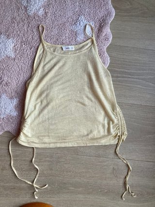 Camiseta Mango pastel con cordones