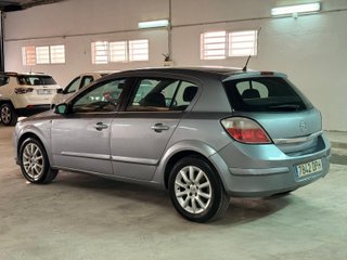 Opel Astra 1.9 CDTI Elegance 150cv