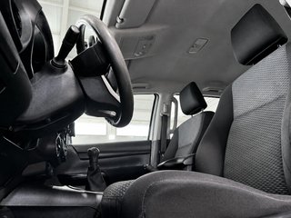 TOYOTA HILUX PICKUP 2.4 D-4D CABINA DOBLE GX