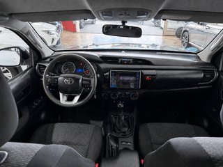 TOYOTA HILUX PICKUP 2.4 D-4D CABINA DOBLE GX