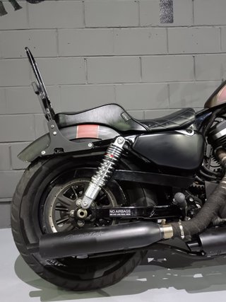Harley Davidson Sportster Iron 883