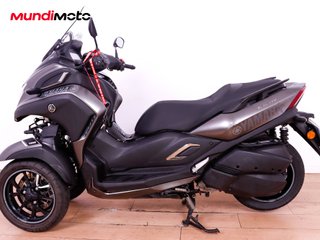 YAMAHA TRICITY 300