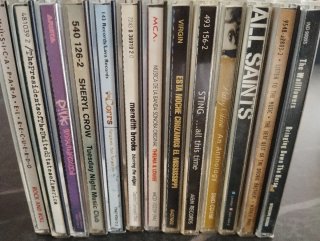Lote 13 CDs Música Internacional Pop/Rock