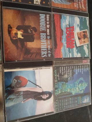 Lote 13 CDs Música Internacional Pop/Rock
