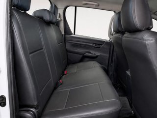 Toyota Hilux 2.4 D-4D Doble Cabina GX 110 kW (150 CV)