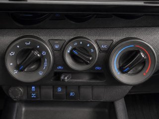 Toyota Hilux 2.4 D-4D Doble Cabina GX 110 kW (150 CV)