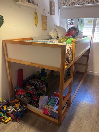 Cama alta infantil madera