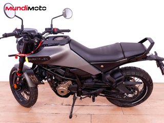 HUSQVARNA SVARTPILEN 125 ABS