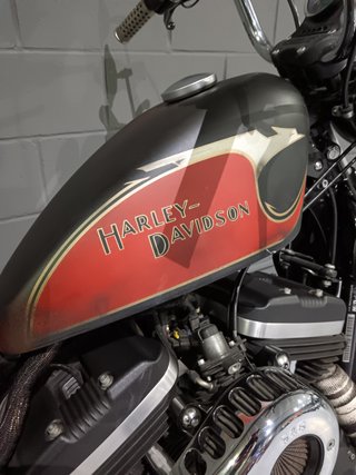 Harley Davidson Sportster Iron 883