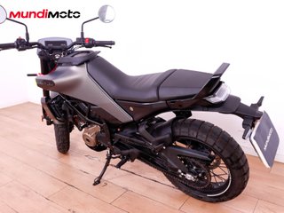 HUSQVARNA SVARTPILEN 125 ABS