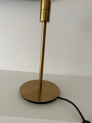 Pie de lámpara de mesa dorado