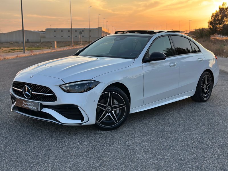 Mercedes-Benz 2023