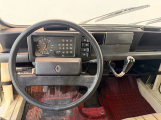 Renault R-4 TL