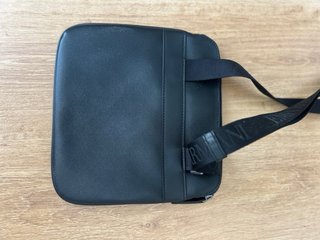Bandolera Emporio Armani Negra