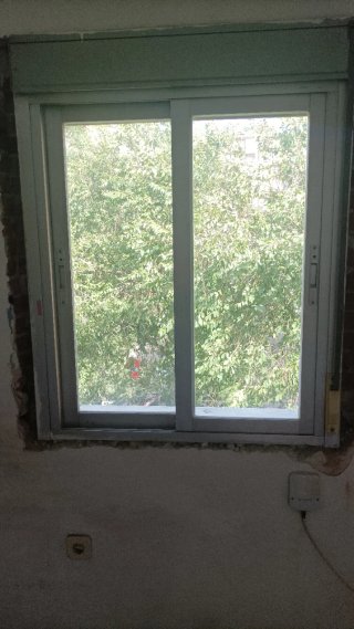 Ventana corredera de aluminio
