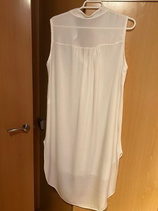 Camisa larga blanca sin mangas