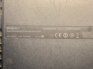 Consola Sony PS3 con dos mandos