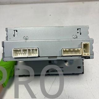 REPRODUCTOR DE CD Y RADIO TOYOTA AURIS