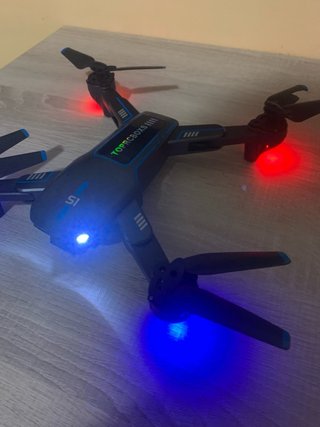 Dron Plegable con Maletín de Transporte