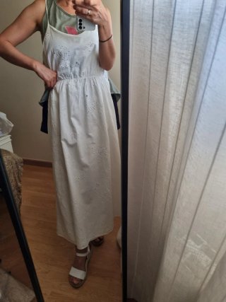 Vestido blanco bordado XS