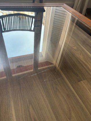Mesa de centro de madera y cristal