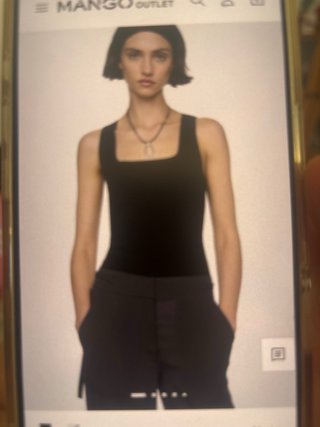Camiseta Mango Negra Talla S