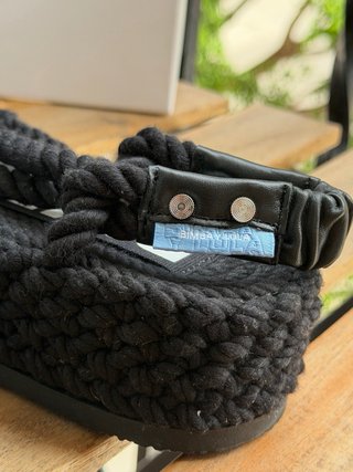 Sandalias BIMBA Y LOLA negras