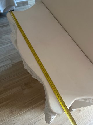 Consola tallada blanca estilo barroco
