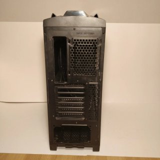 Torre PC Thermaltake Versa N24
