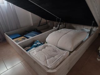 Cama Matrimonio 200x200 (comprada en febrero 2026)