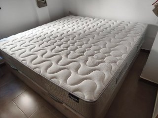 Cama Matrimonio 200x200 (comprada en febrero 2026)