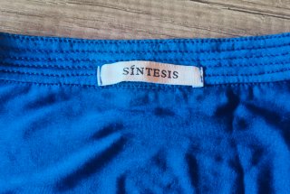 Camiseta azul sin mangas