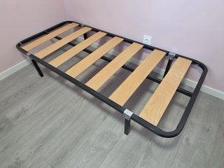 Somier de alto de pata de 30cm y colchón 80cm