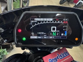 YAMAHA MT10   (modelo actual) 2025