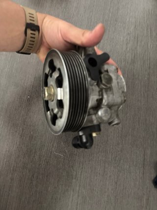 Bomba direccion honda