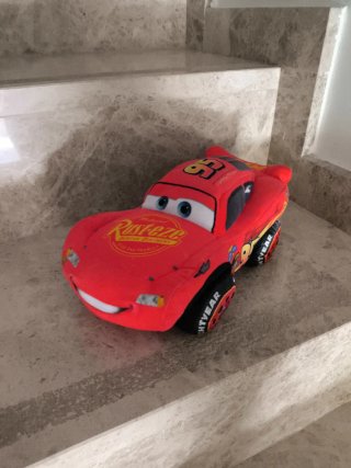 Lote Peluches Disney Barrio Sésamo Rayo McQueen