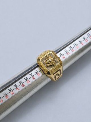 Anillo Sello Oro 18K Medusa Versace