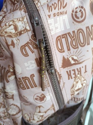 Mochila  Safta de Jurassic World con ruedas y estu