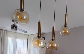 Lámpara colgante decorativa dorada
