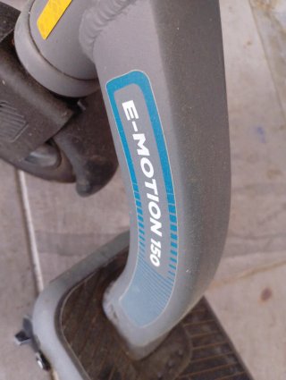 Patinete eléctrico E-MOTION 150