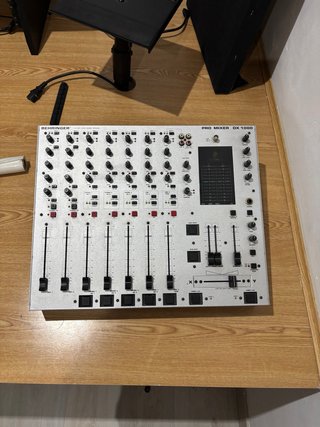 Behringer Pro Mixer DX 1000