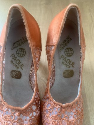 Zapatos estándar Paoul talla 36 (como nuevos)