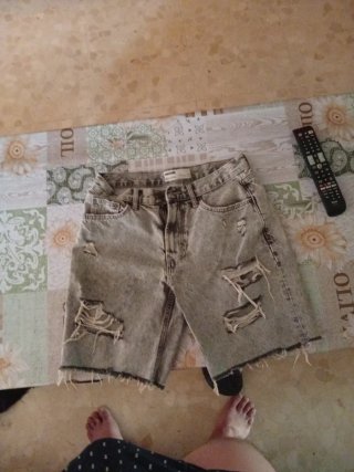 Pantalón corto vaquero Bershka desgastado