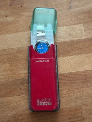 Reloj Swatch Irony Vintage Azul y Plateado