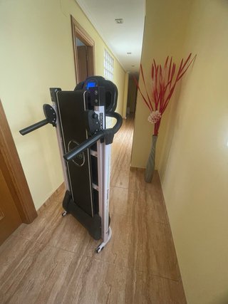 Cinta de correr Cecotec 1000W