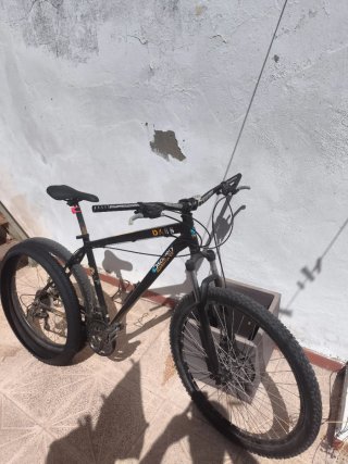 Bicicleta Discovery D485 poco uso