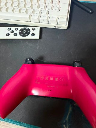Playstation 5 + Mando Rosa (Pack Completo)