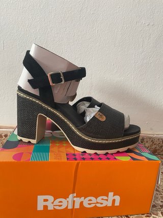 Sandalias Refresh tacón plataforma negras