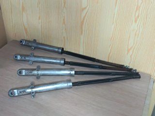 Botellas Suspensión Vespino