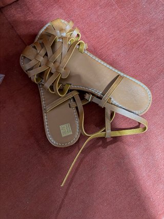 Sandalias planas piel marrón talla 39